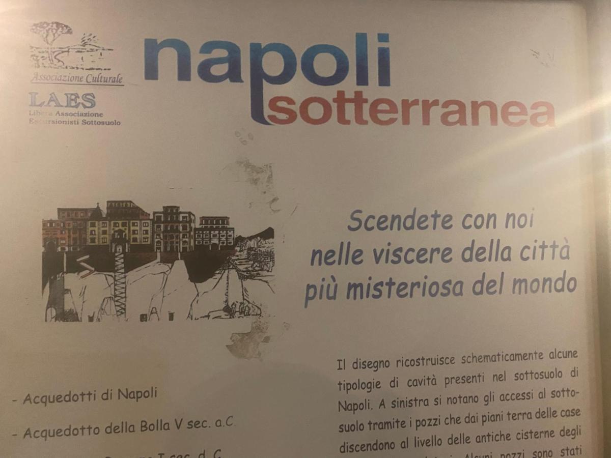 Appartamento Casa Tiare, The Heart Of Piazza Plebiscito Napoli Esterno foto